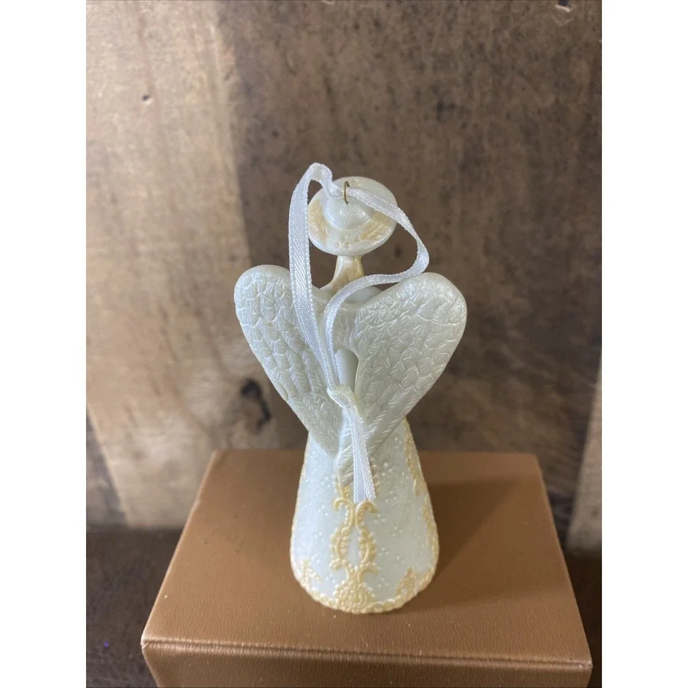Hallmark Keepsake 2000 Angelic Bell Cherub Angel‎ Tree Ornament New Factory Box